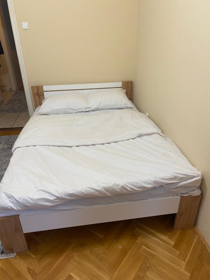 Oeguenc'S Apartment Segedin Dış mekan fotoğraf